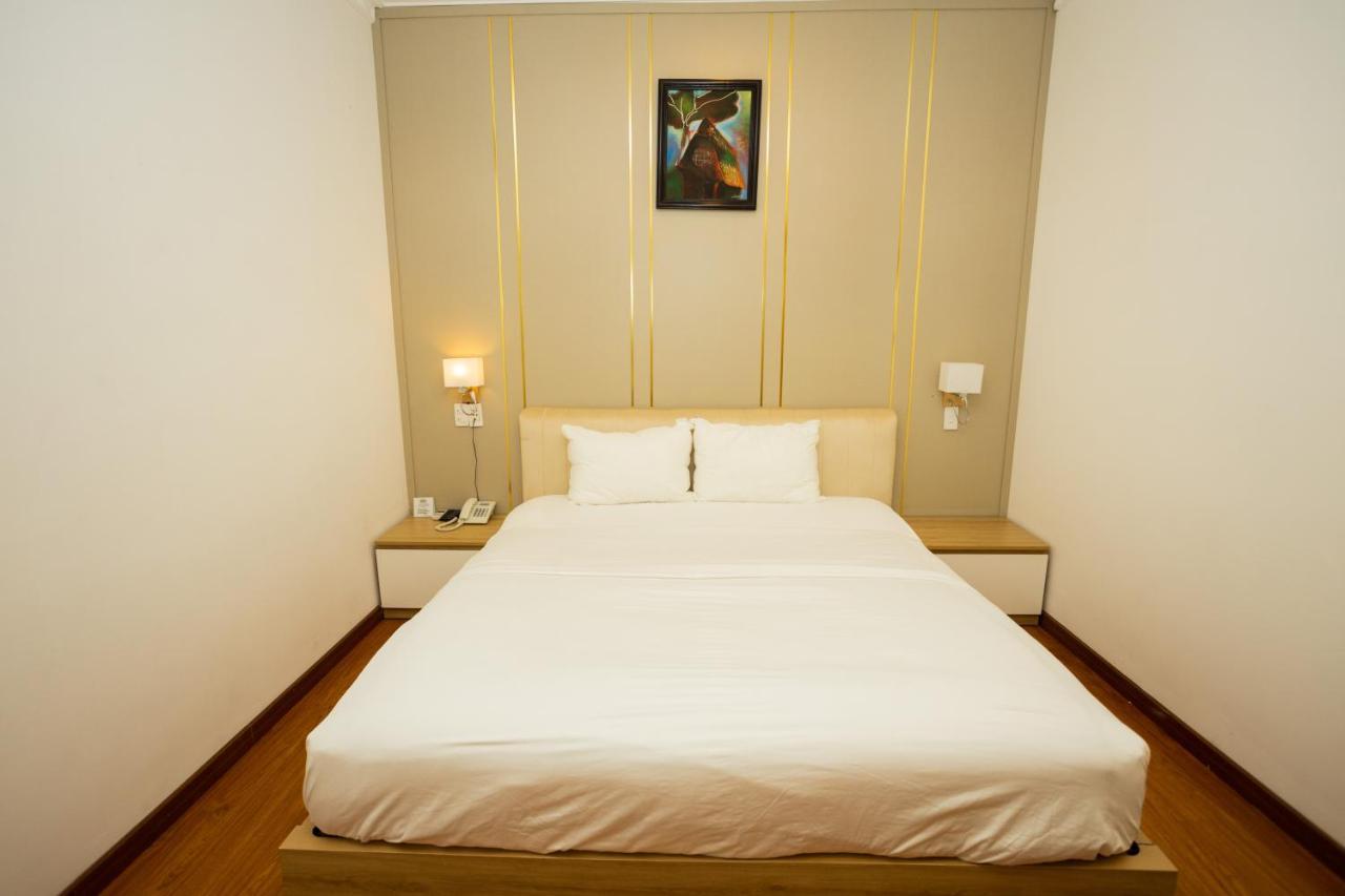 Hoang Loc Hotel Buôn Ma Thuột Esterno foto