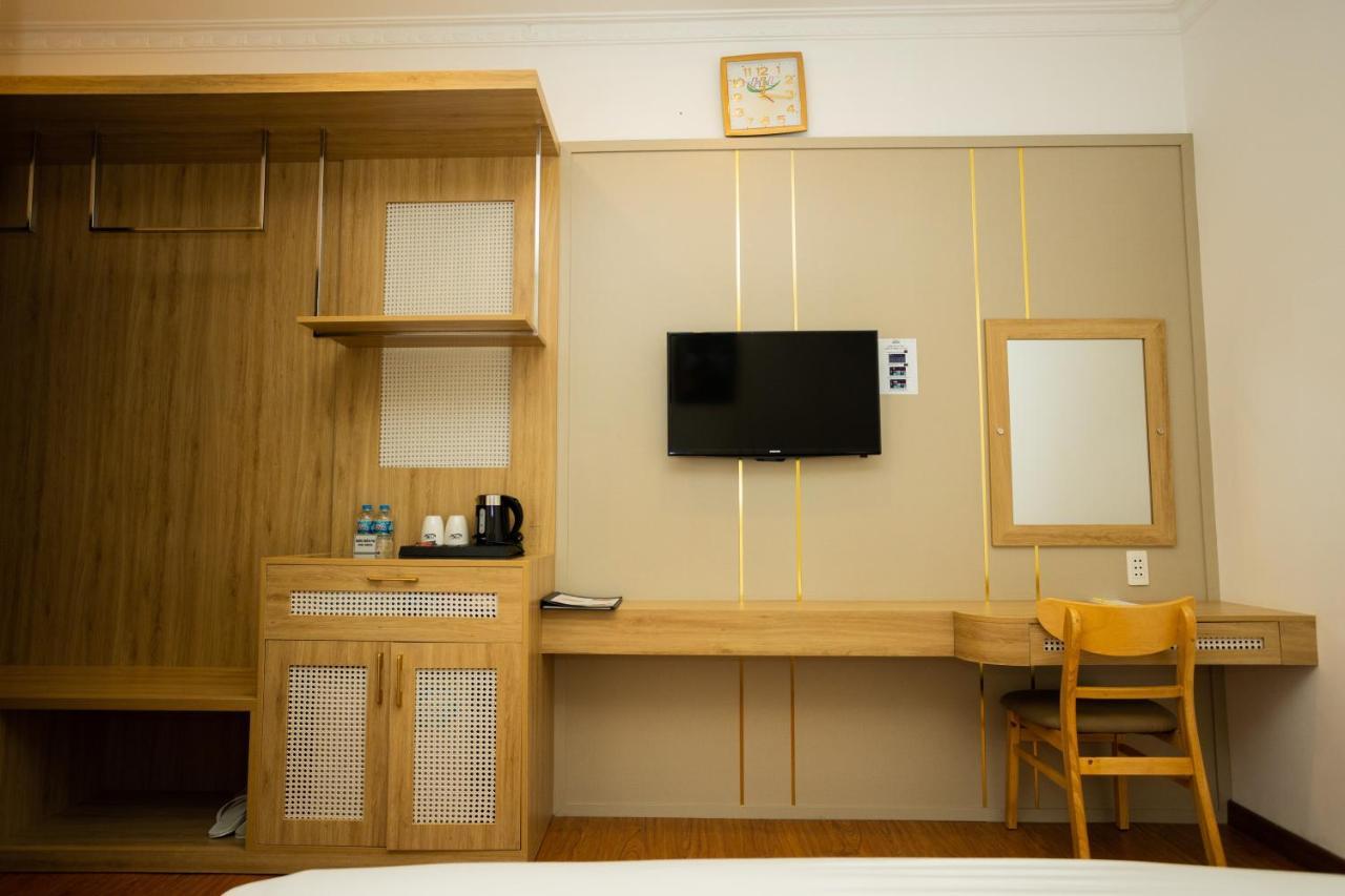 Hoang Loc Hotel Buôn Ma Thuột Esterno foto