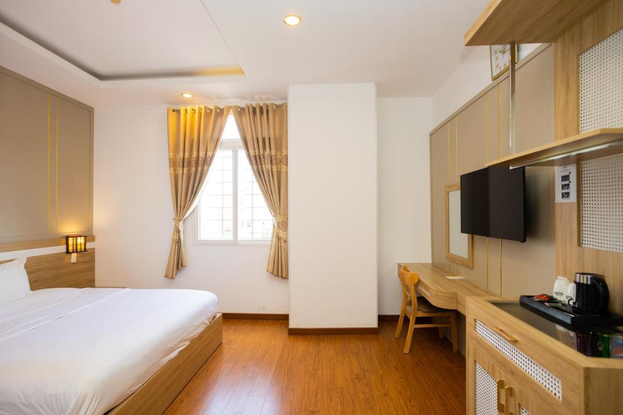 Hoang Loc Hotel Buôn Ma Thuột Esterno foto
