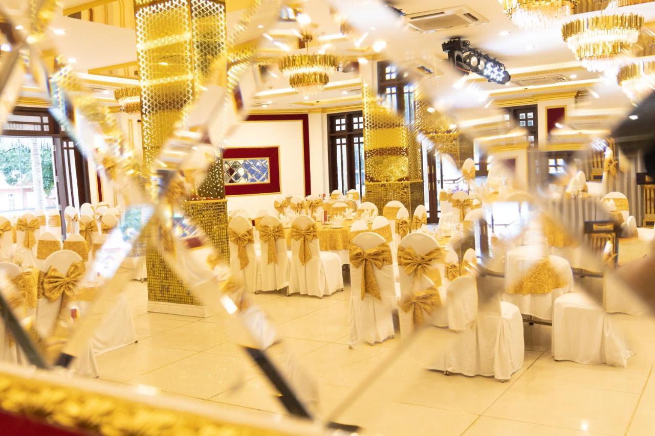 Hoang Loc Hotel Buôn Ma Thuột Esterno foto