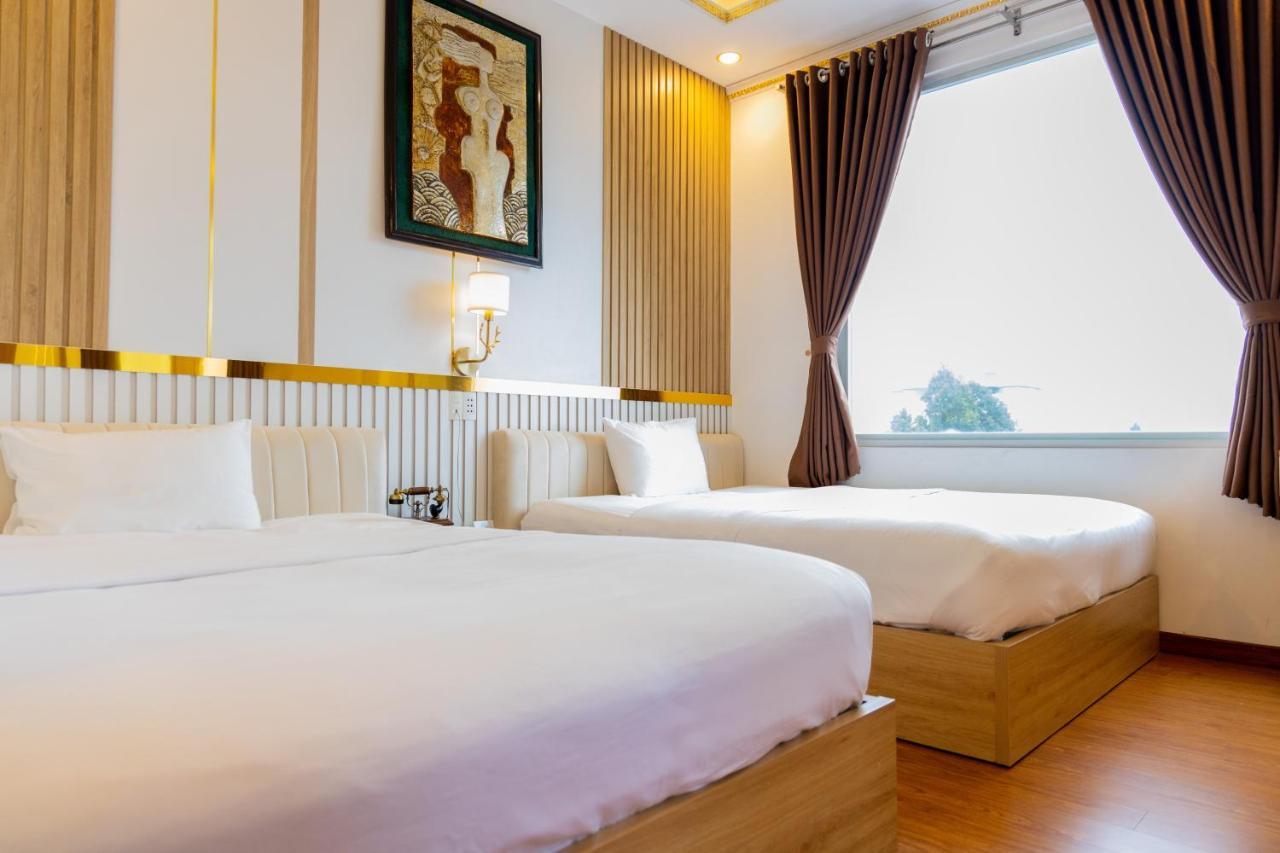 Hoang Loc Hotel Buôn Ma Thuột Esterno foto