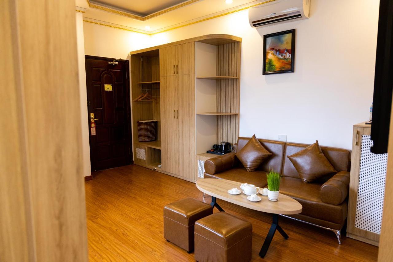 Hoang Loc Hotel Buôn Ma Thuột Esterno foto